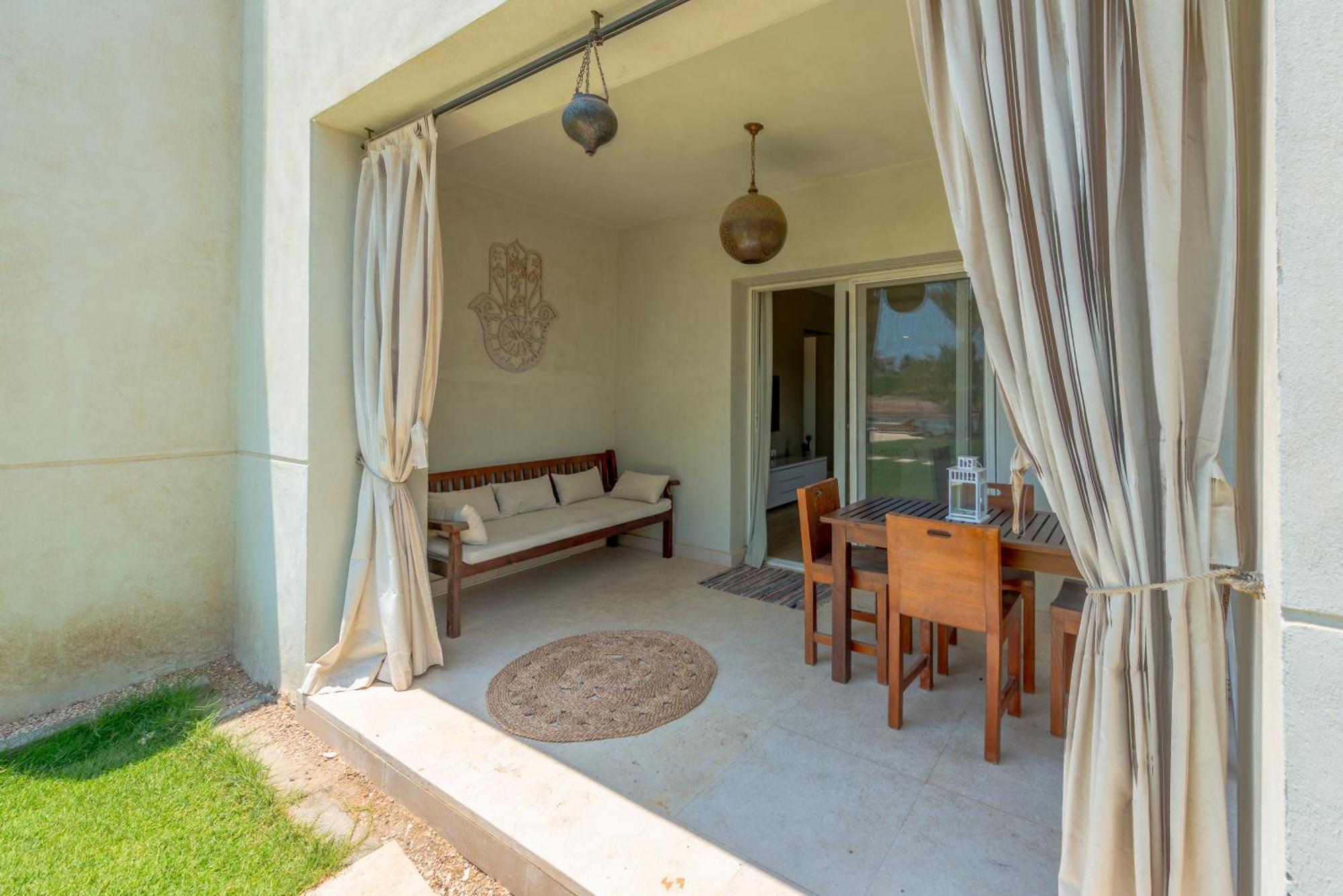 1-bedroom In Joubal With Pool Apartmán *